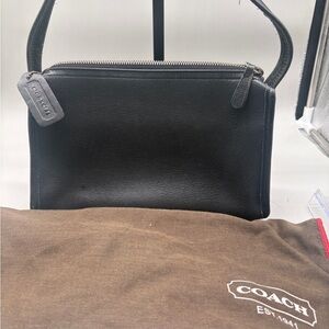 Coach Vintage Black Leather Shoulder Bag Zip Top Slim